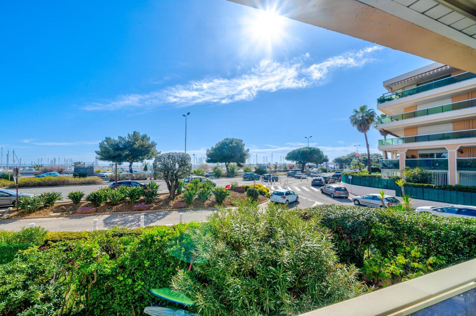 Magnifique 2 Pieces Vue Mer - Parking Proche Plage Saint-Laurent-du-Var Exteriér fotografie